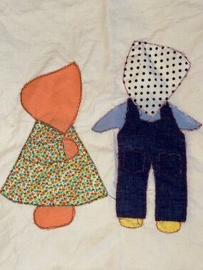 Vintage Embroidered Pillow Case Set